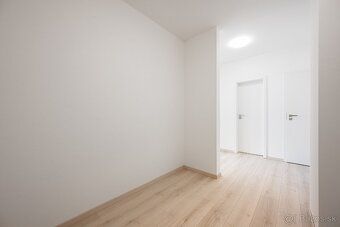 Ponúkame na predaj posledný zo šestnástich moderných 2-izbov