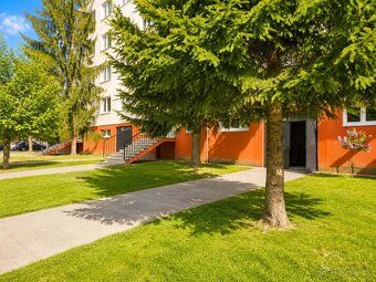 🏡 Ponúkam na predaj moderný 3-izbový byt s loggiou v obľúben