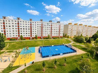 🏡 Ponúkam na predaj moderný 3-izbový byt s loggiou v obľúben