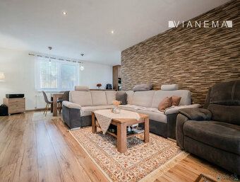 🏡 Zariadené 5-izbové sídlo v Kálnici (243 m²) s nákladmi len