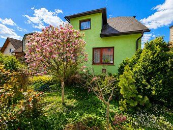 🏡 RODINNÝ DOM S POZEMKOM 768 m² | HORNÉ KOČKOVCE – PÚCHOV
Po