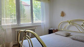 Ponúkame na predaj 2-izbový byt po čiastočnej rekonštrukcii 