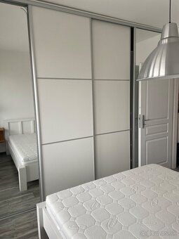 Stylish, fully furnished 2‑room apartment with a balcony for