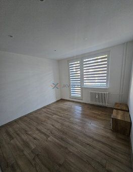 Ponúkam na predaj zrekonštruovaný 2 izbový byt na sídlisku J