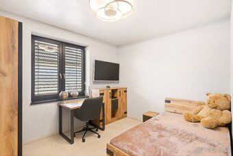 Ponúkam na predaj luxusný, nadštandardný, plne zariadený (vi