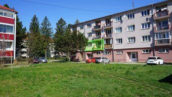 Ak hľadáte byt, kde budete mať centrum mesta na dosah a záro