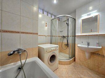 Volám sa Ing. Štefan GREGOR z RK DREAM REAL a ponúkam Vám mo