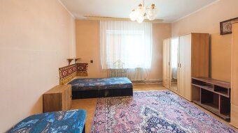 Ponúkame na predaj rodinný dom v obci Malé Trakany. Nehnuteľ