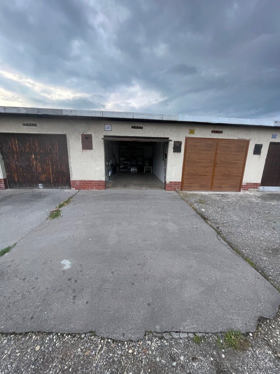 Dám do dlhodobého prenájmu veľkú suchú murovanú garáž v cent
