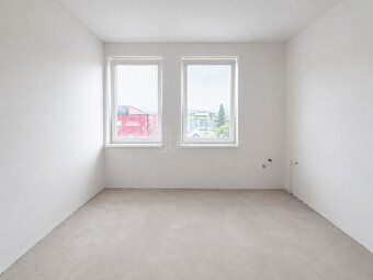 1. Reality Rent ponúka na prenájom kancelárske priestory 19 