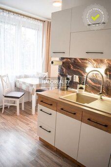 Realitná kancelária HALO reality a Emília Palkovičová, konta