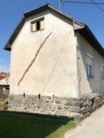 Napredaj Rodinný dom v Sklenom Predám samostatne stojaci rod