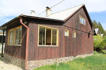 Napredaj Rodinný dom v Sklenom Predám samostatne stojaci rod