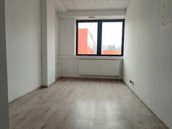 Ponúkame Vám na prenájom kancelárske priestory o výmere 457 