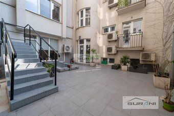 Ponúkame na prenájom svetlú kanceláriu o výmere 22m2 v kompl