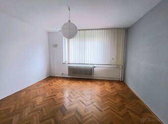 Rezervácia 🏡 VMREALITY ponúka na predaj rodinný dom v lukrat