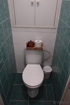 Ponúkam na prenájom 2-izbový byt s výmerou 42 m², nachádzajú