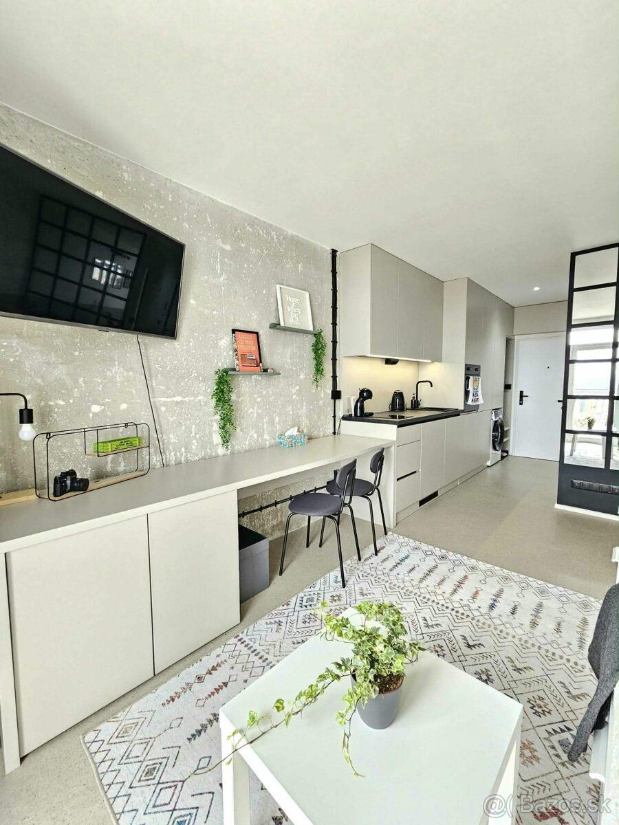 📍Studio for rent – Kysucká 16 ✨️ new, fully furnished • 24 m