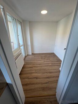 🏡 PREDÁM 2-IZBOVÝ BYT KOMPLETNE PREROBENÝ 🏡
💰 Cena: 49 900 €