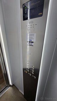 Ponúkam na predaj priestranný 3-izbový byt o výmere 78 m², n