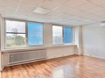 1. Reality Rent Žilina ponúka na prenájom kanceláriu o rozlo