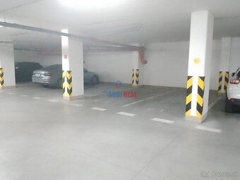 Realitná kancelária ponúka na PRENÁJOM
komplet zariadený 2- 