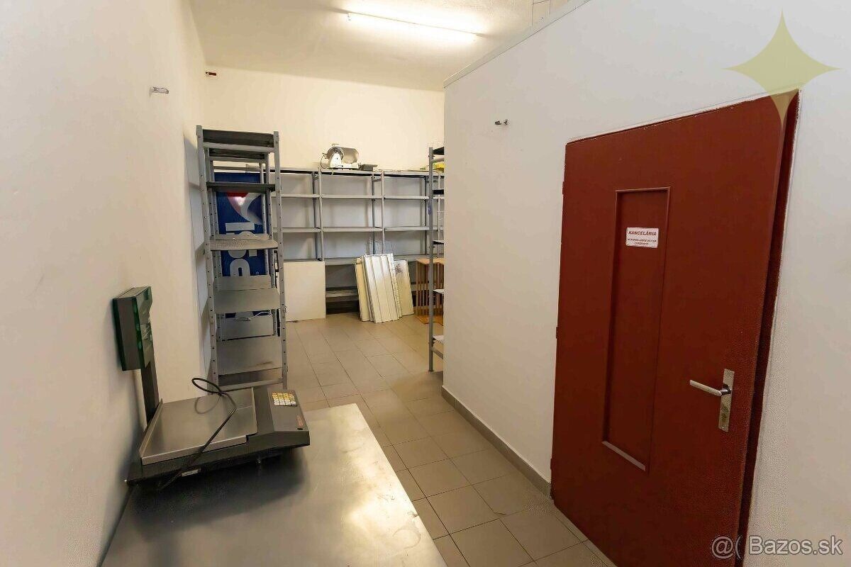 Exkluzívne Vám ponúkame na prenájom polyfunkčný objekt v Lac