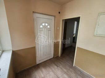 Rodinný dom s pozemkom 415 m2 v pôvodnom stave LEN HOTOVOSŤ 