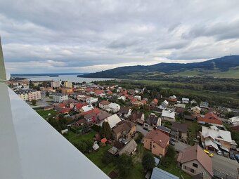 Prenajmem 3 izbový byt s balkónom aj s pivnicou + výťah, byt