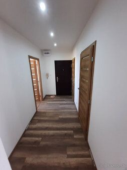 Na predaj priestranný 3-izbový byt, 80 m², Novomeského ulica