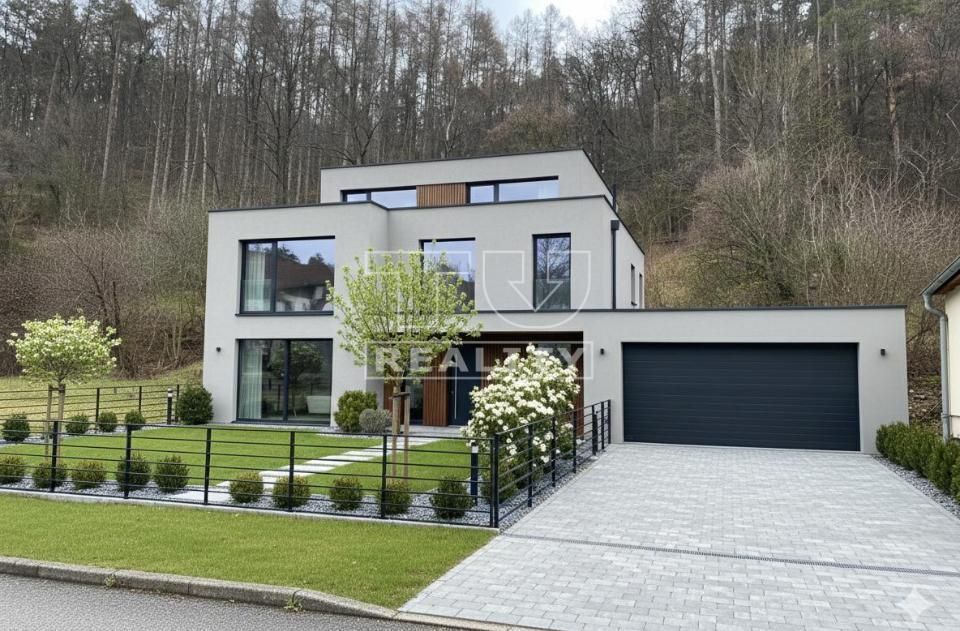TUreality ponúka na predaj stavebný pozemok o výmere 570 m2 
