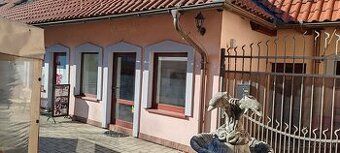 Prenajmem obchodno-administratívny priestor v Čapekovom dvor