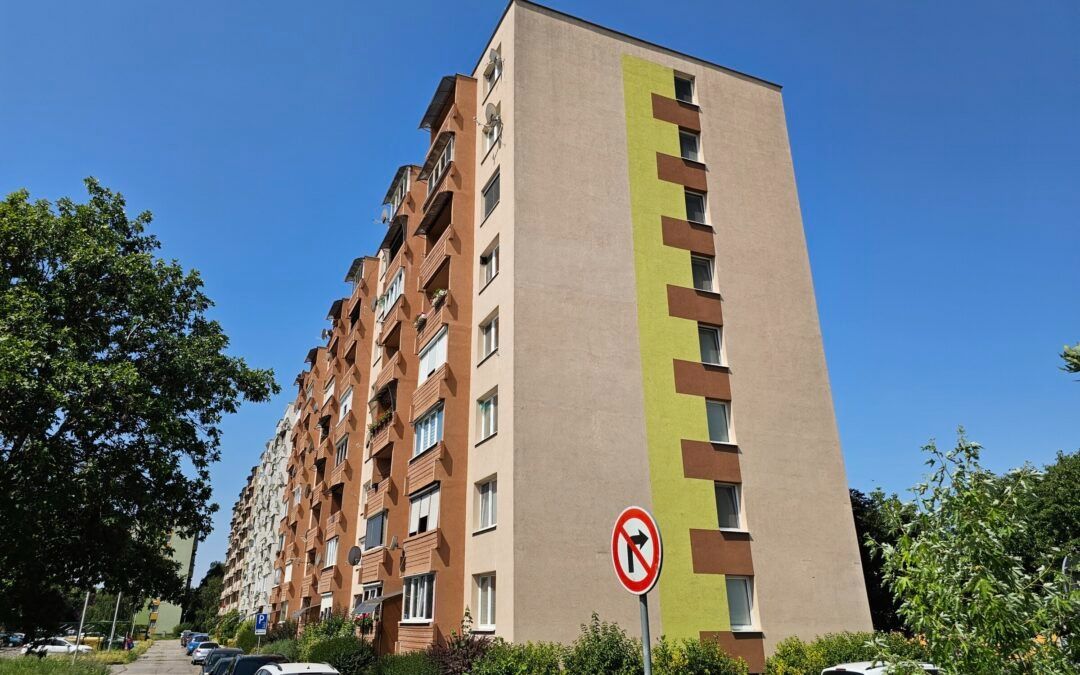 Mám záujem o kúpu jedno,alebo dvoj izbového bytu v Lučenci s