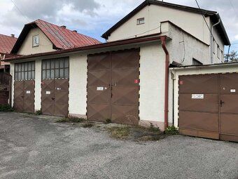 Dám do prenájmu budovu s garážami ,skladové priestory v Tvrd