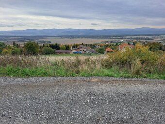 Na predaj jedinečné pozemky v obci Žehňa.
Základné informáci