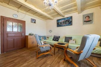 Typ: Rodinný dom Obec: Hrčeľ
🏡 Na predaj 3-izbový rodinný do