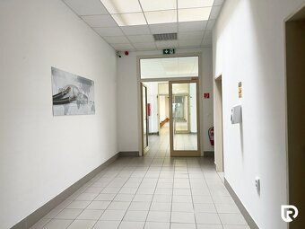 RADO reality ponúka na prenájom kancelárske/administratívne 