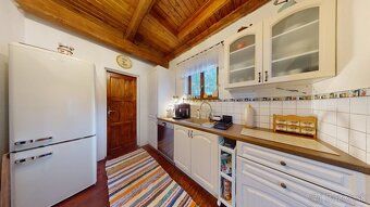 LINK na 3D VIRTUÁLNU OBHLIADKU: https://my.matterport.com/sh