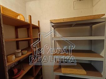 Dáme do dlhodobého prenájmu čiastočne zariadený 3-izbový byt
