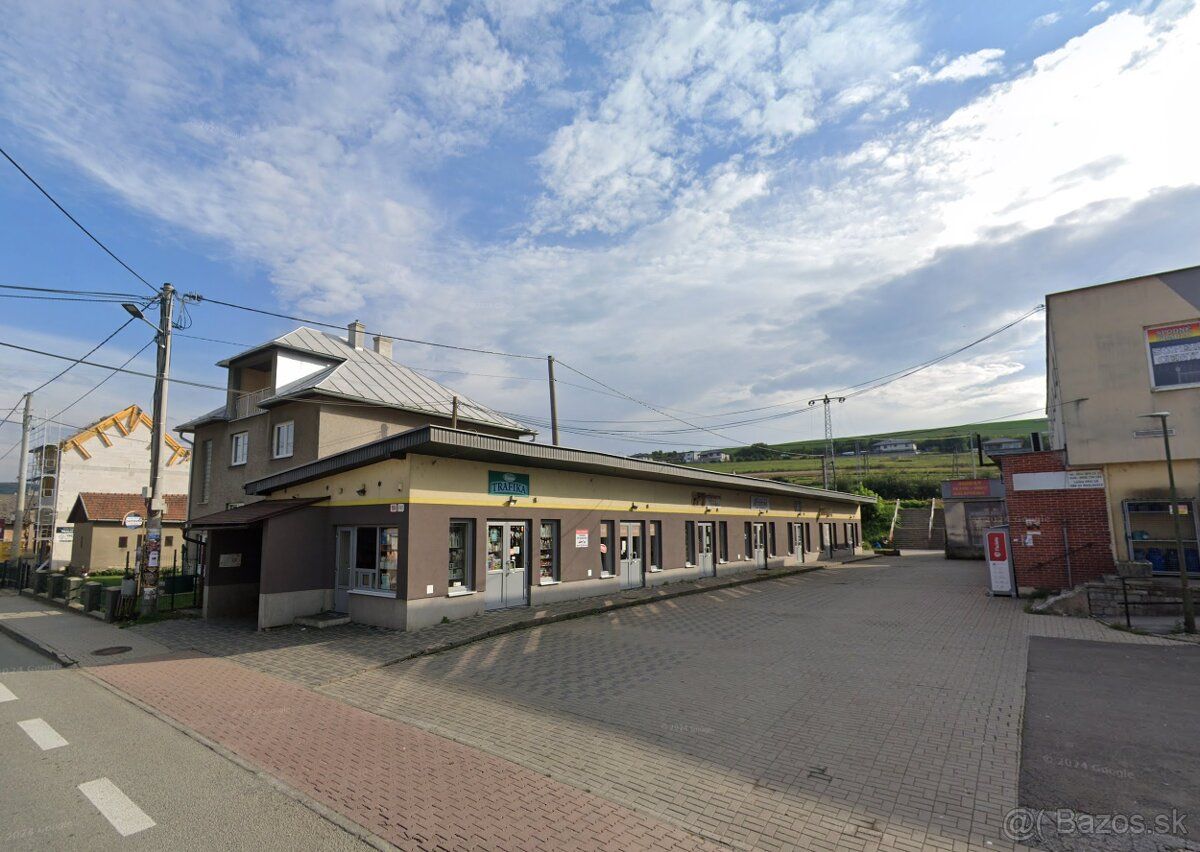 Ponúkame na prenájom atraktívny obchodný/priestor na služby 