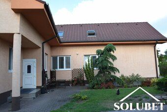 Exkluzívne - Ponúkame na prodaj pjekný a veľký rodzinný dúm 