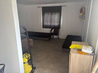 Chata na predaj – Dúbrava (Prašník), pozemok 721 m², IS, krá