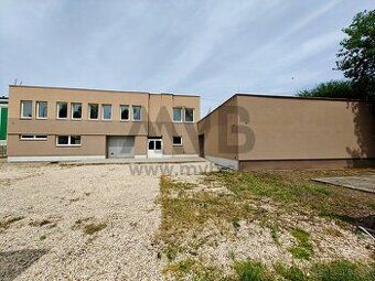 Predáme výhodne polohovaný stavebný pozemok o výmere 4.850 m