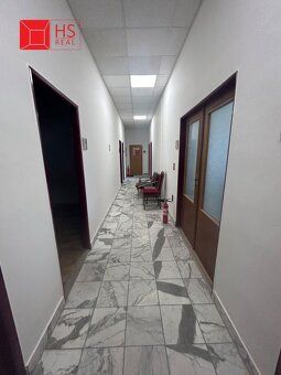 Ponuka prenájmu kancelárie v centre mesta Nové Zámky, budova