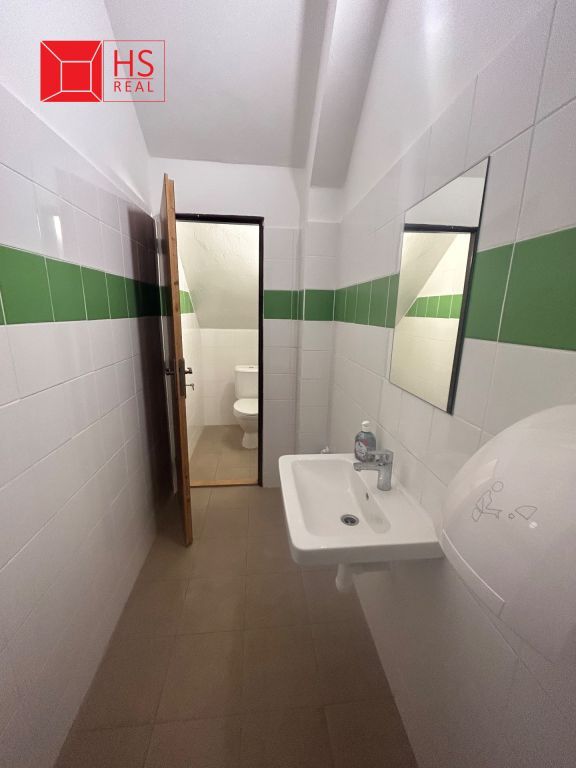 Ponuka prenájmu kancelárie v centre mesta Nové Zámky, budova