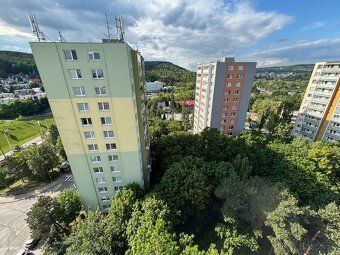 Predaj garáže vrátane pozemku pod garážou o výmere 19m2 na P