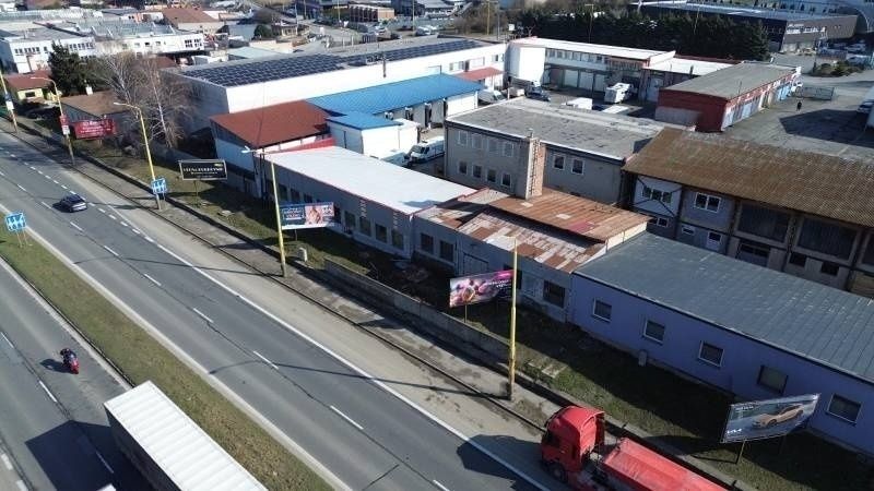 PONÚKAME NA PRENÁJOM PRIESTORY
Ideálna ponuka pre firmu, kto