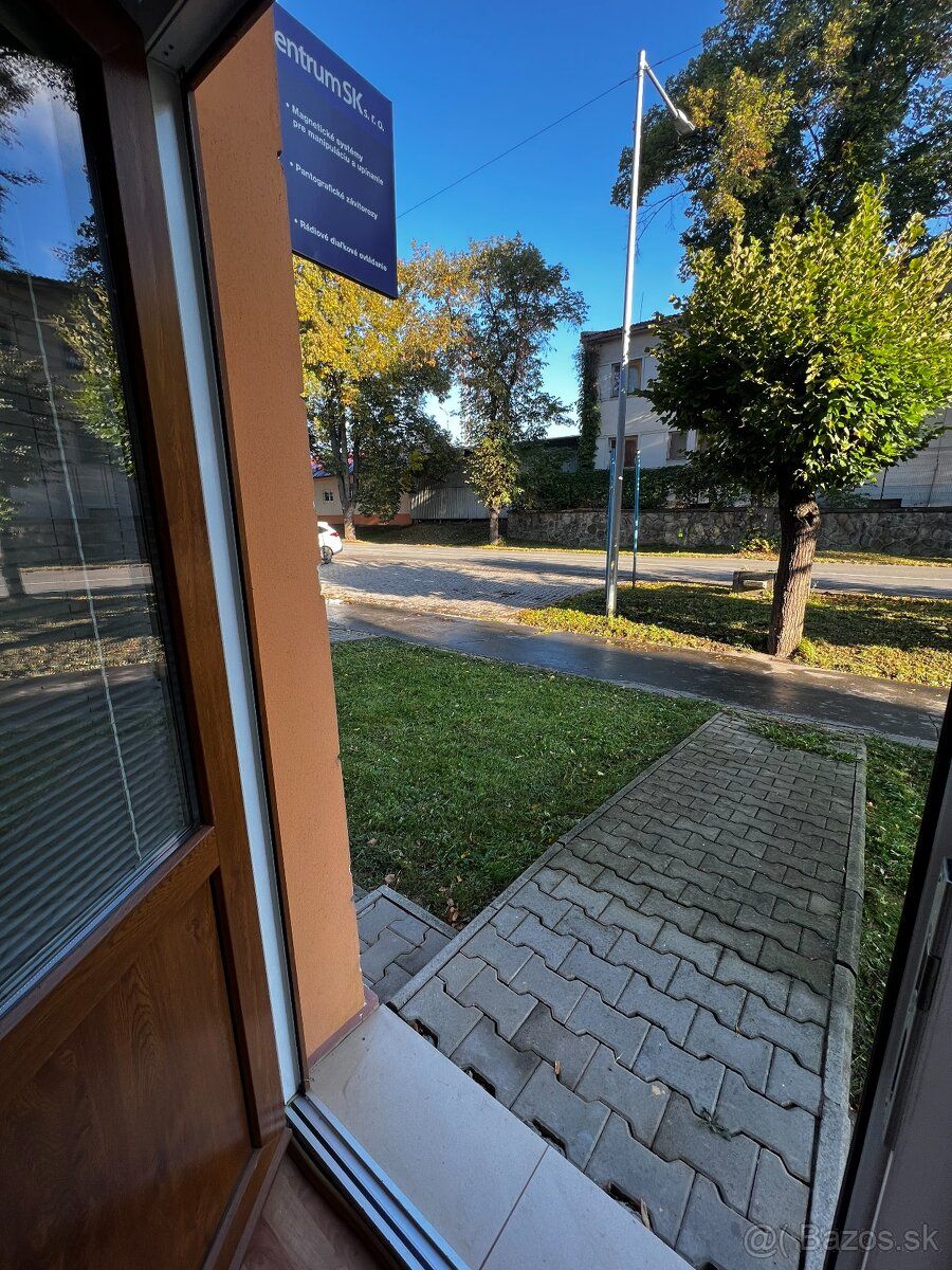 Ponúkame na prenájom obchodný priestor o výmere 45 m², vhodn