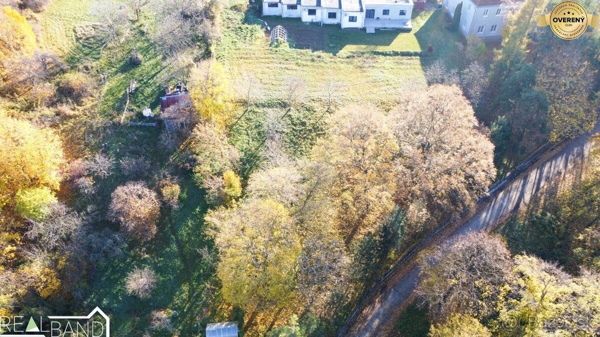 Pozemky - komerčné na predaj v lokalite Suchá nad Parnou v o