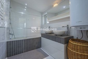 Realitná kancelária Residence ponúka na predaj priestranný 4